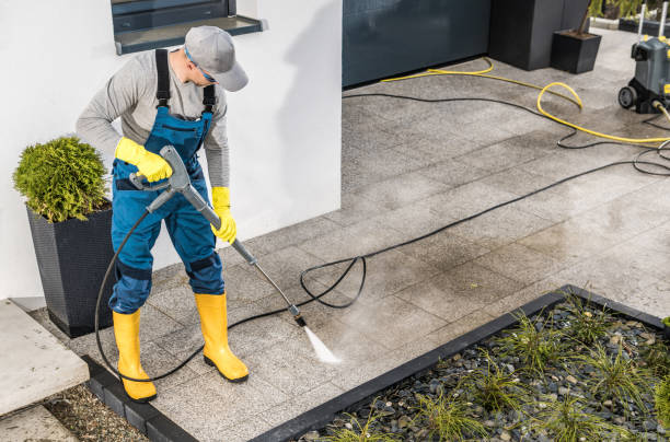 Why Choose Our Certified Pressure Washing Experts for Your Project Needs in George Mason, VA?